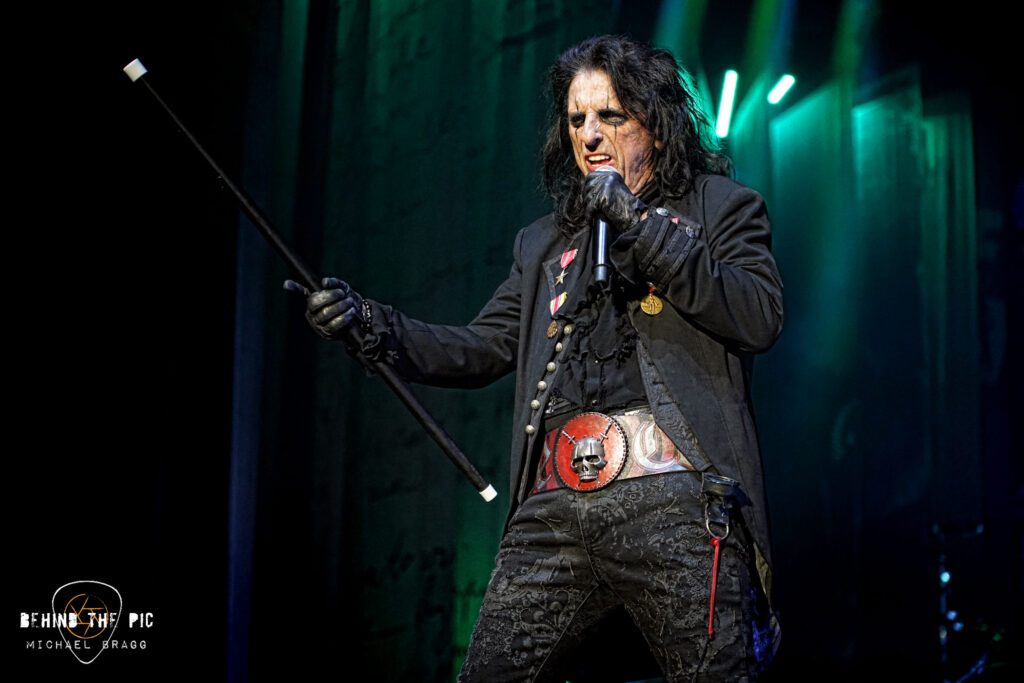 Alice Cooper - Alice's Attic Tour - Spartanburg, SC - Behind The Pic