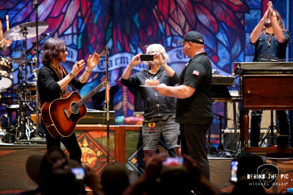 Blackberry Smoke - Rattle, Ramble & Roll Tour - Ovens Auditorium - Charlotte, NC - Behind The Pic - Michael Bragg