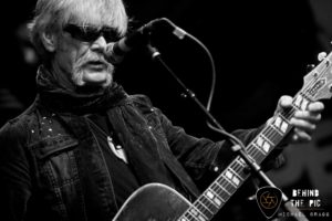 Outlaw Country singer Billy Don Burns at Puckett's in Charlotte North Carolina