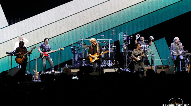 Hall and Oates at Spectrum Center in Charlotte North Carolina