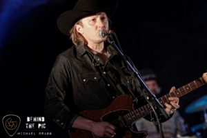 Larry Fleet at The Barn at Paint Fork in Asheville North Carolina