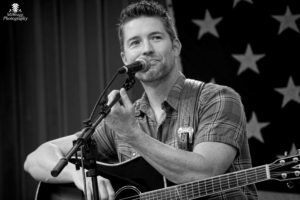 Josh Turner at WSSL 100FM Pickin in the Park at Barnet Park in Spartanburg South Carolina