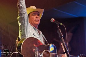 Rumor Has It that 90's Country Star Clay Walker was at the Country 107.3fm Stage of Stars event at Coyote Joes in Charlotte North Carolina