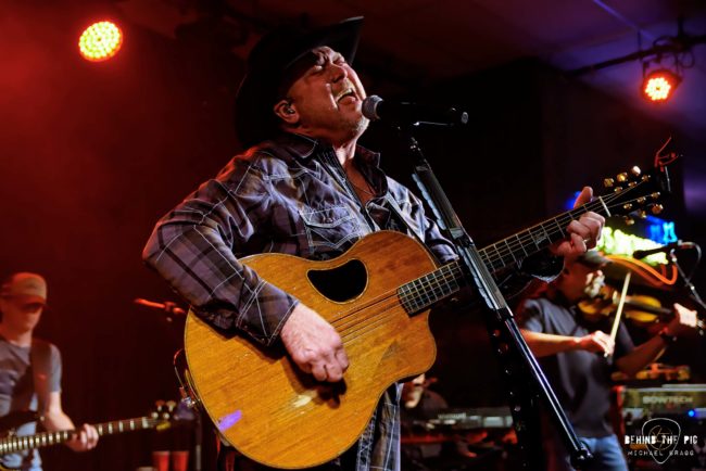 Tracy Lawrence at the Blindhorse Saloon in Greenville South Carolina