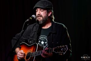 Sunny Sweeney brings Texas Country to Powdersville Pub in Piedmont South Carolina with an acoustic set