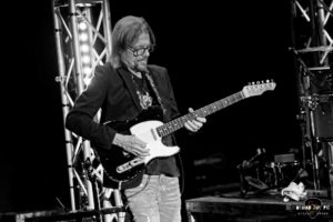 Oak Ridge Boys bring Front Porch Singin to Spartanburg South Carolina