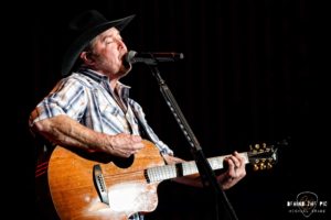 Tracy Lawrence at Spartanburg Memorial Auditorium for the One Night Only Tour