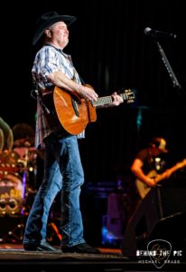 Tracy Lawrence at Spartanburg Memorial Auditorium for the One Night Only Tour