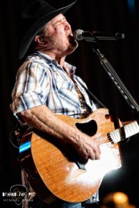 Tracy Lawrence at Spartanburg Memorial Auditorium for the One Night Only Tour