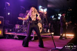 Lainey Wilson brings sold out Country With A Flare tour to Blind Horse Saloon in Greenville, SC - Bell Bottom Country