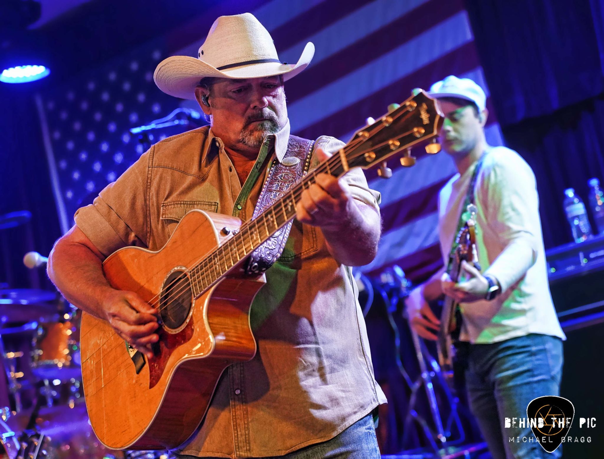 Photo Gallery: Chris Cagle at The Blind Horse Saloon – Behind The Pic