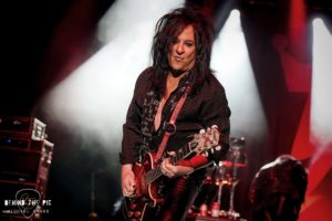 Billy Idol performs sold out show at Spartanburg Memorial Auditorium