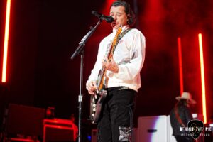 BUSH brought their "Loaded: The Greatest Hits Tour" to Skyla Credit Union Amphitheatre in Charlotte, North Carolina