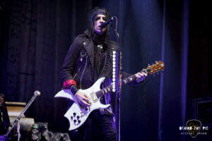 Alice Cooper - Alice's Attic Tour - Spartanburg, SC - Behind The Pic