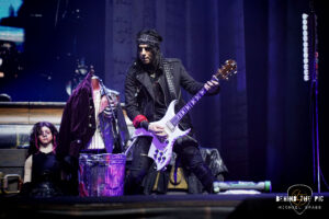 Alice Cooper - Alice's Attic Tour - Spartanburg, SC - Behind The Pic