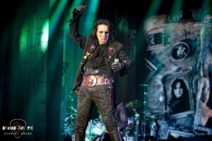 Alice Cooper - Alice's Attic Tour - Spartanburg, SC - Behind The Pic