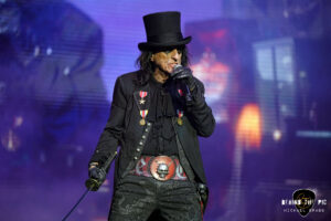 Alice Cooper - Alice's Attic Tour - Spartanburg, SC - Behind The Pic