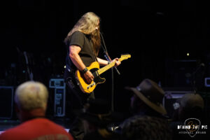 Blackberry Smoke - Rattle, Ramble & Roll Tour - Ovens Auditorium - Charlotte, NC - Behind The Pic - Michael Bragg